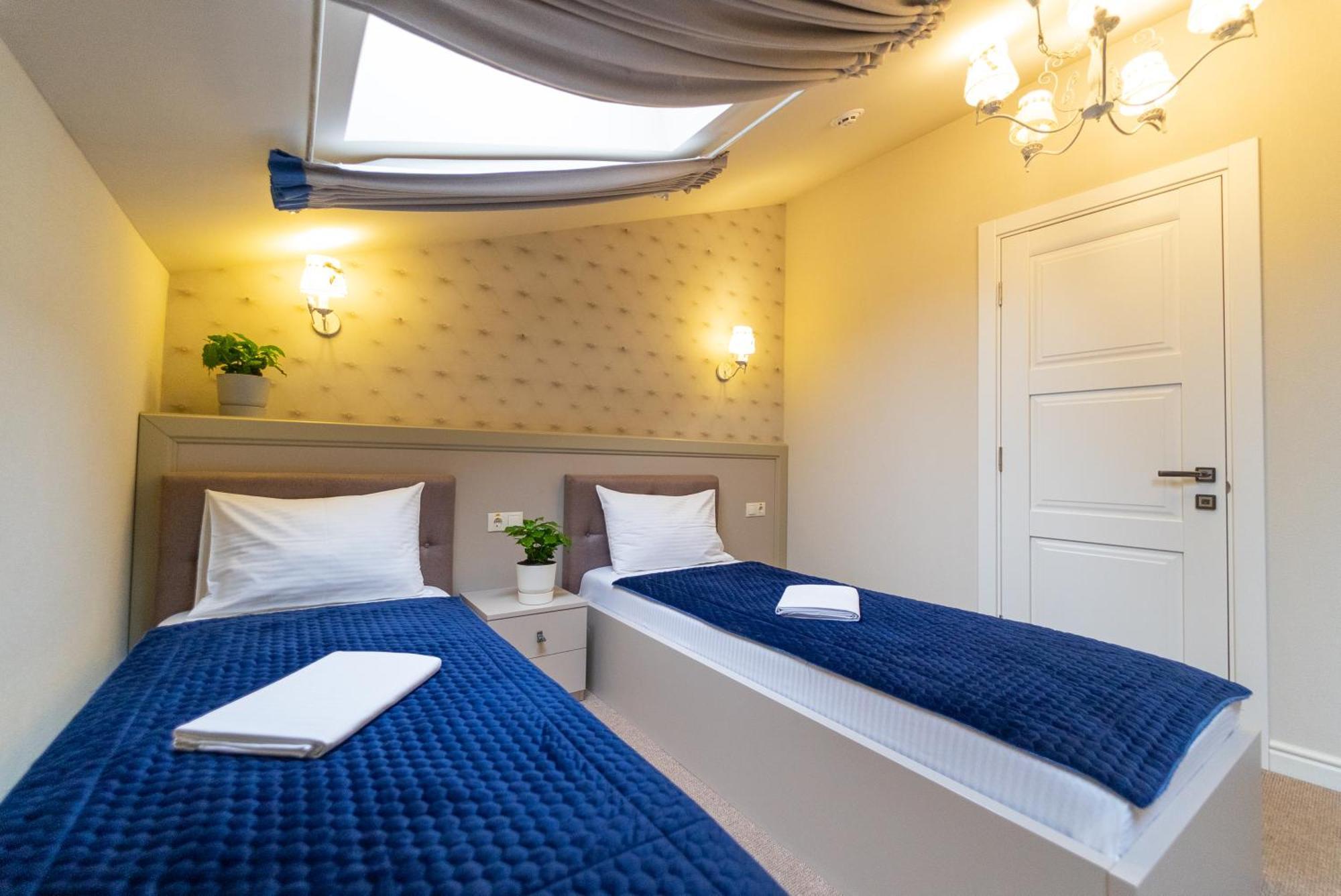 Maner Hotel Oldenburg Bagian luar foto