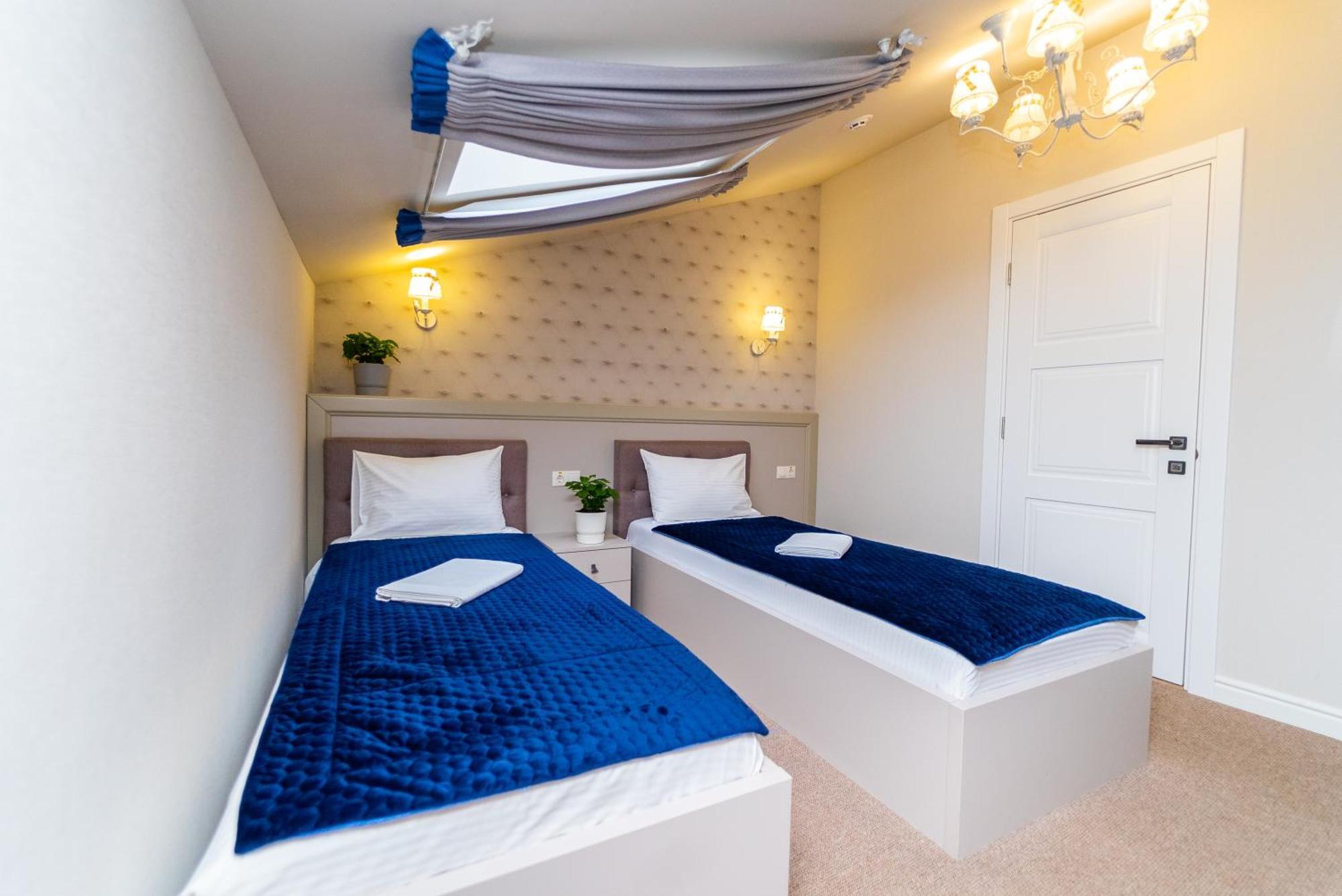 Maner Hotel Oldenburg Bagian luar foto