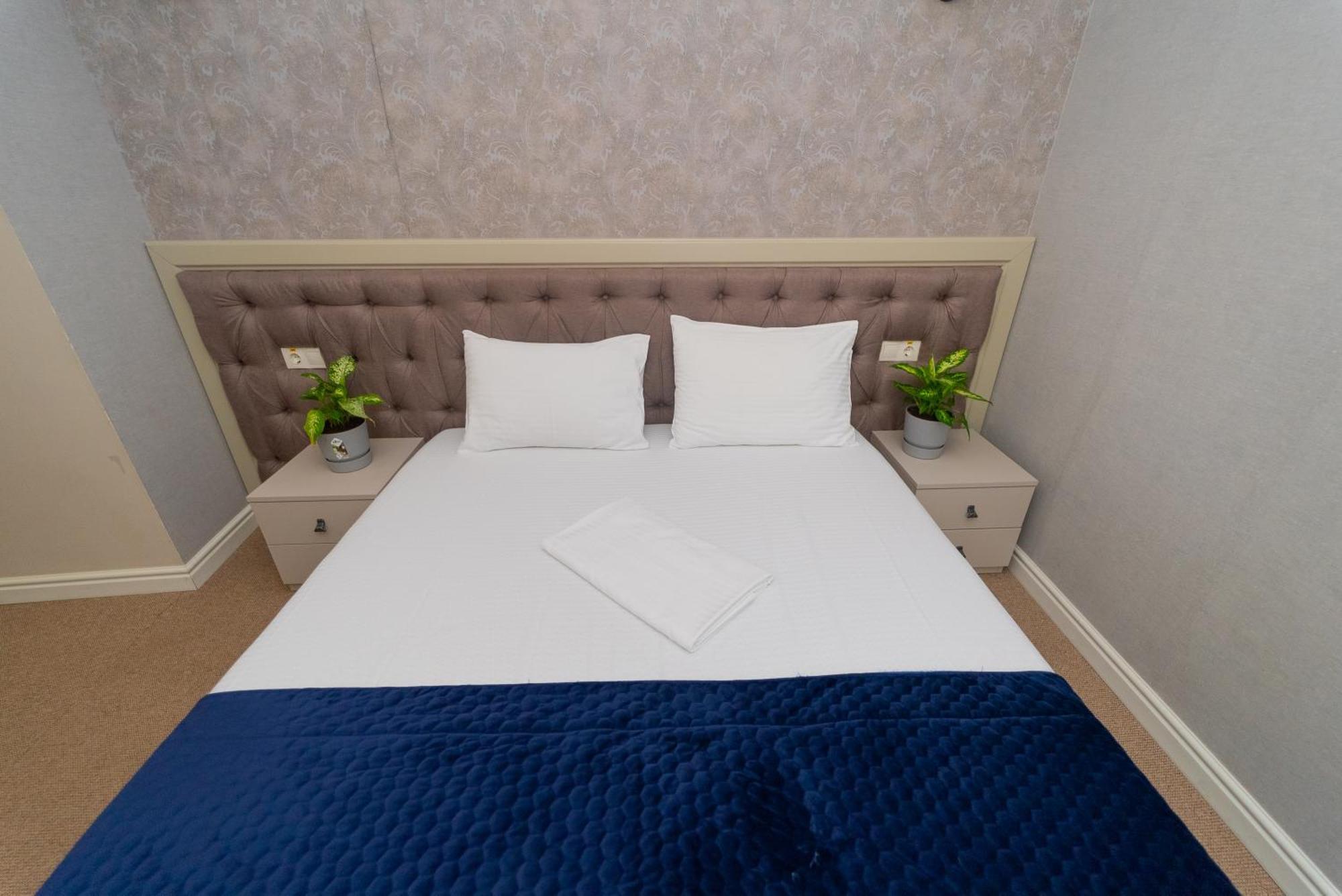 Maner Hotel Oldenburg Bagian luar foto